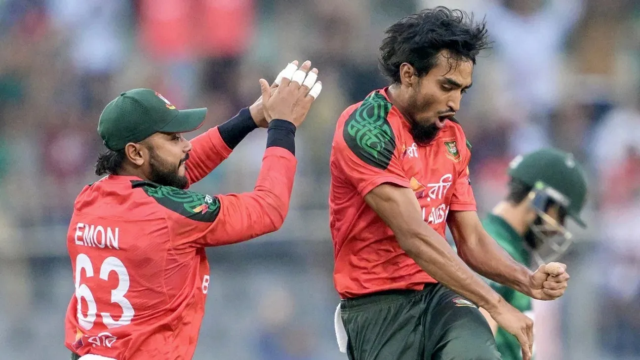 আজ বাংলাদেশ বনাম পাকিস্তান ম্যাচ: লাইভ দেখার সহজ উপায় ও সময়সূচি