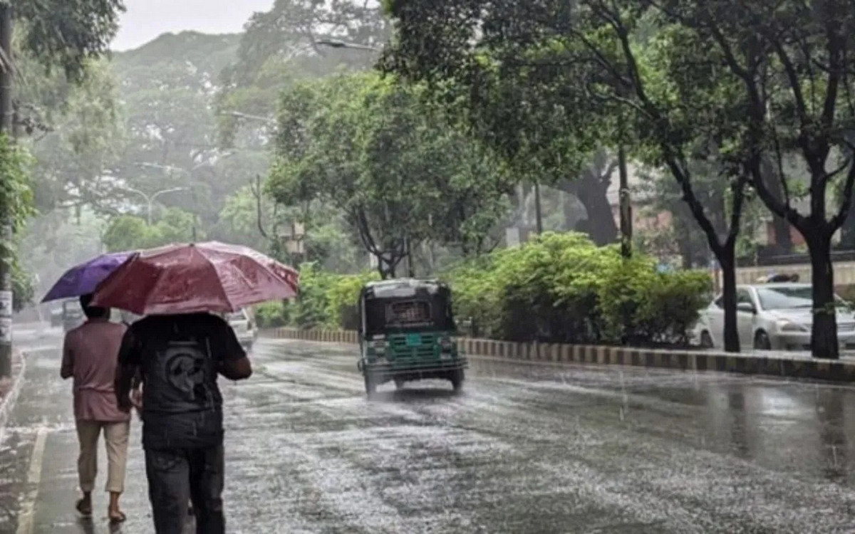 আবহাওয়ার খবর: সারাদেশে আরও এক সপ্তাহ বজ্রসহ ভারি বর্ষণের আশঙ্কা