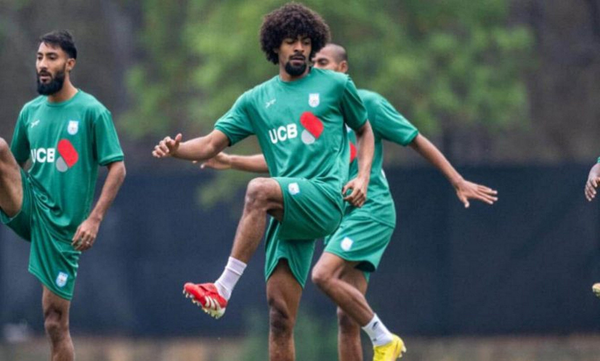 হংকং বনাম বাংলাদেশ: এশিয়ান কাপ বাছাইয়ের টিকিট এখন অনলাইনে!