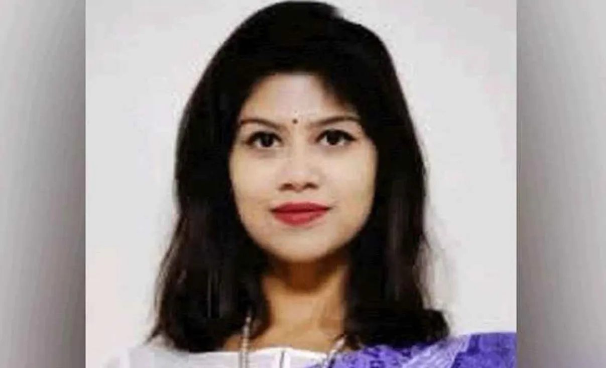৩৮ লাখেই বদলে গেল ১২ বছরের কর ফাইল!