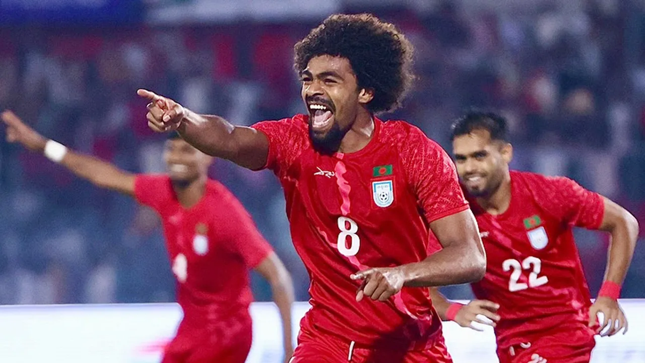 আজ বাংলাদেশ বনাম হংকং ম্যাচ: মোবাইলে বিনামুল্যে সরাসরি দেখবেন যেভাবে (Live)