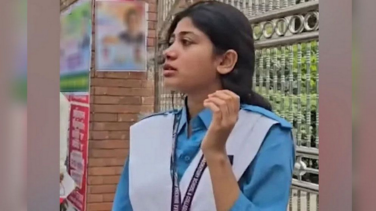 মায়ের অসুস্থতা, দেরিতে আসা, সেই আনিসার এইচএসসির ফল প্রকাশ