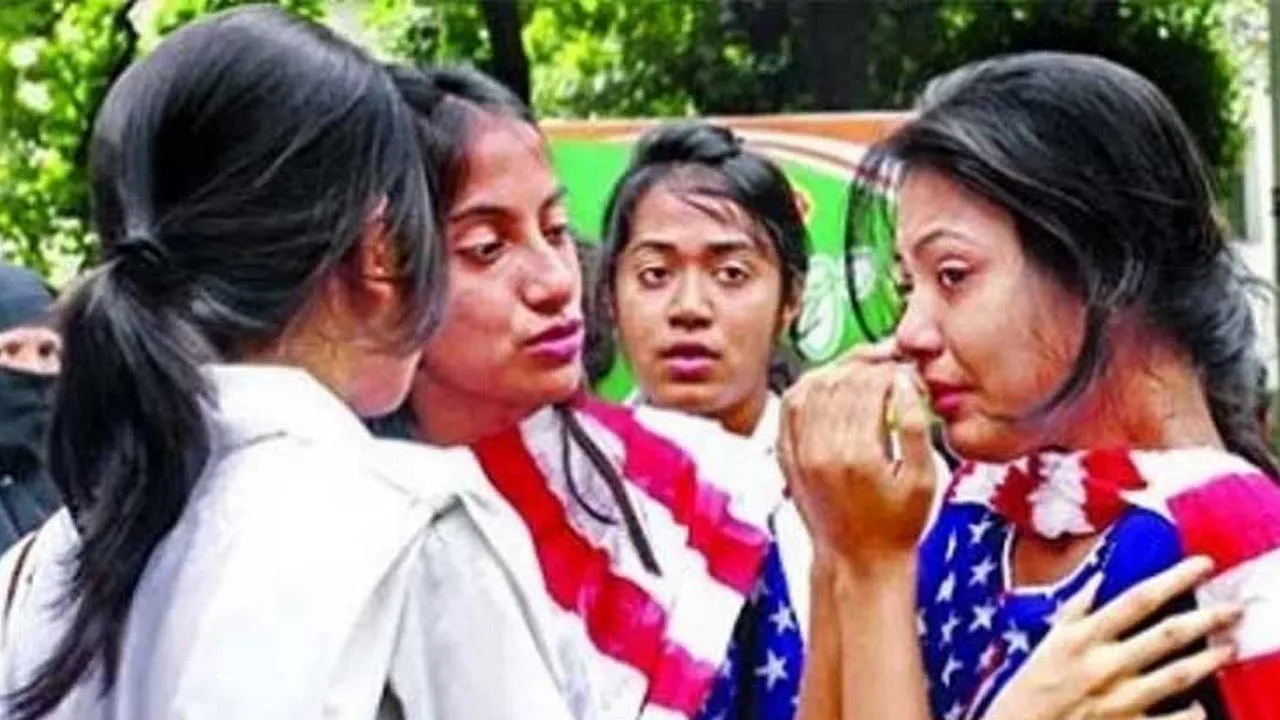 চলছে এইচএসসি বোর্ড চ্যালেঞ্জ ২০২৫: হাতে বেশি সময় নাই জানুন আবেদনের নিয়ম 