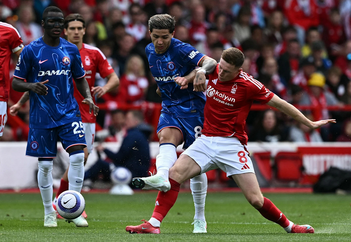 Nottm Forest বনাম Chelsea: শেষ প্রথমার্ধ, সরাসরি দেখুন (Live)