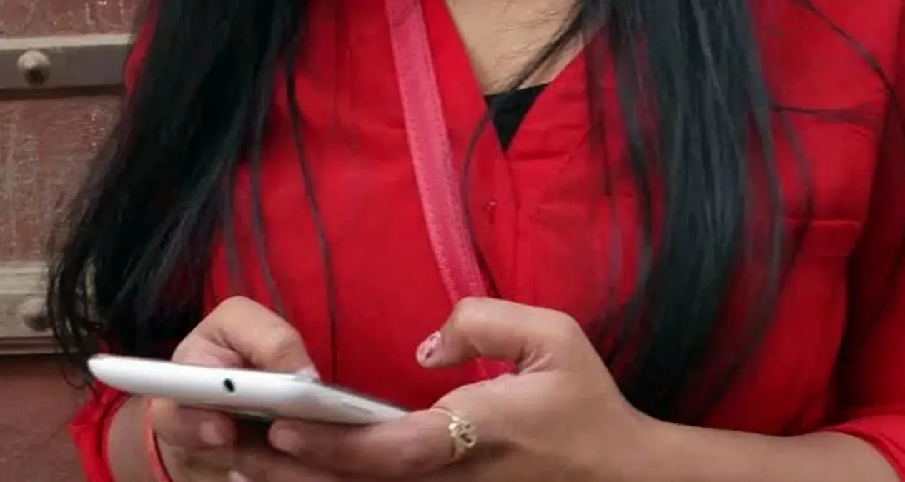 বিয়ের আগ মুহুর্তে মেয়েরা ইন্টারনেটে কী কী খোঁজেন?