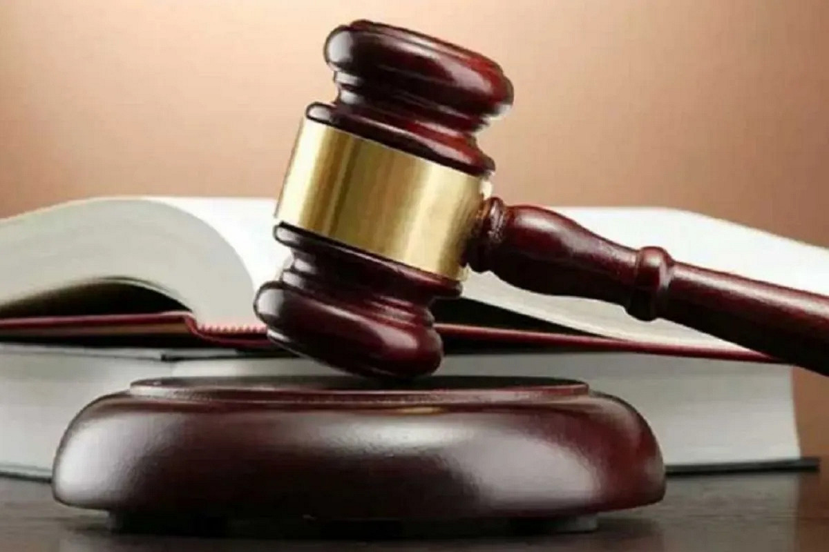 শেয়ারবাজারে ২৭৫ কোটি টাকা আত্মসাৎ মামলায় ৯ বিদেশি নাগরিকসহ ১০ অভিযুক্ত