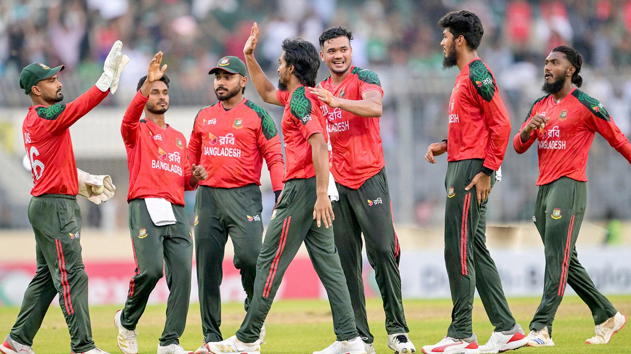 সম্মান রক্ষার ম্যাচে বাংলাদেশের একাদশে পরিবর্তন, কপাল পুড়লো যার