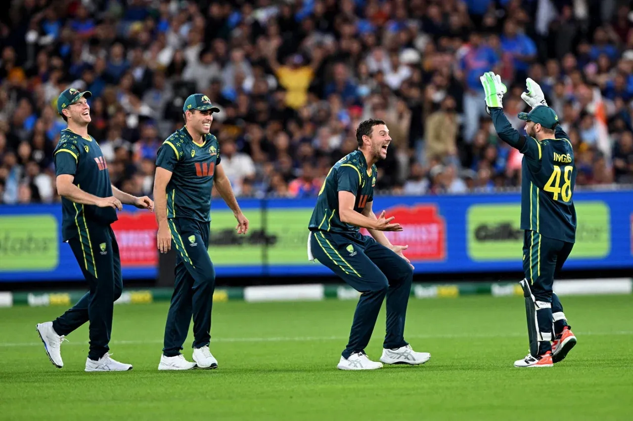 ভারত বনাম অস্ট্রেলিয়া দ্বিতীয় টি-টোয়েন্টি: ভারতকে লজ্জাজনক ভাবে হারালো অস্ট্রেলিয়া