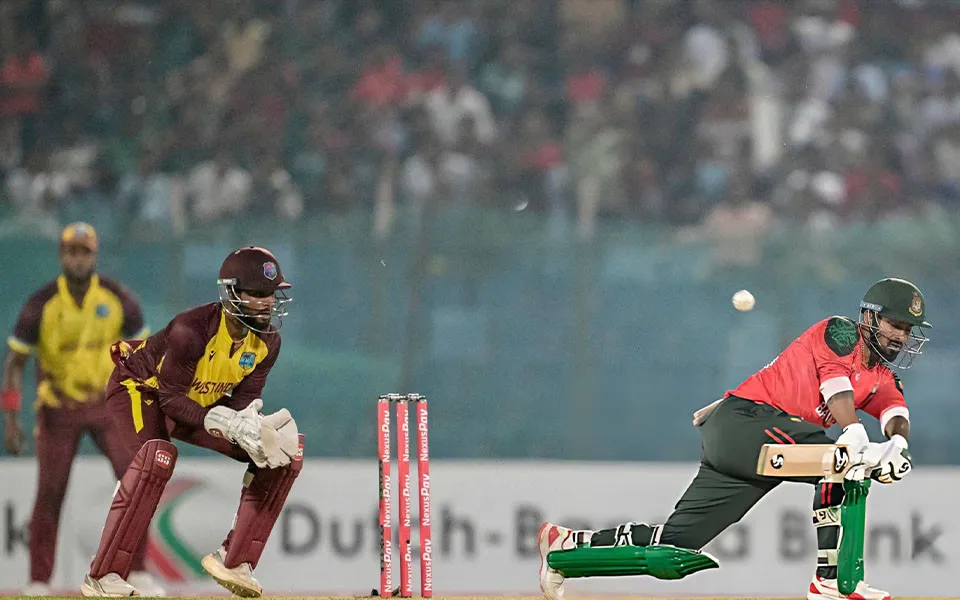 আজকের ম্যাচে ম্যাচ সেরা ক্রিকেটার হলেন যিনি