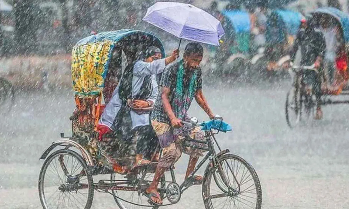 আবহাওয়ার খবর: আগামী ২৪ ঘন্টায় বজ্রসহ ভারি বর্ষণের পূর্বাভাস