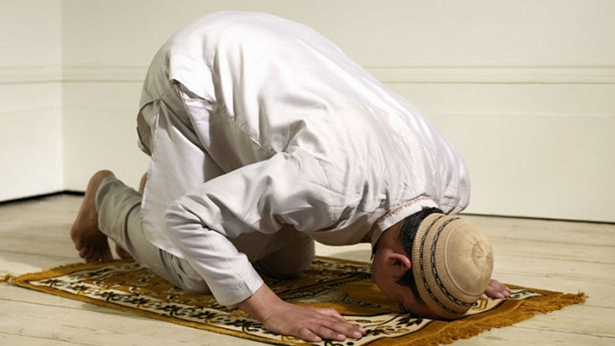 আজকের ফজরের নামাজের শেষ সময়: সোমবার, ৩ নভেম্বর ২০২৫