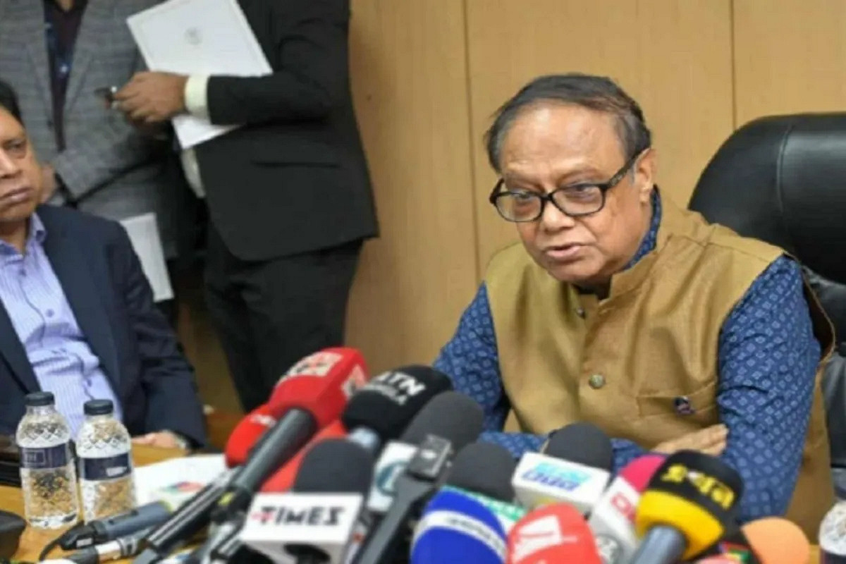 পাঁচ ব্যাংকের বিনিয়োগকারীদের দু:সংবাদ জানালেন গভর্নর