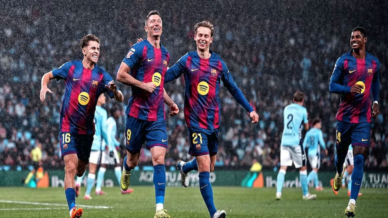 হ্যাটট্রিক লেভানডোভস্কির: রিয়ালের ড্র! লা লিগা শিরোপা দৌড়ে বার্সার শ্রেষ্ঠত্ব