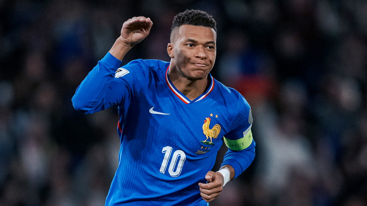 ইউক্রেন বনাম ফ্রান্স: এমবাপের জোড়া গোলে শেষ ম্যাচ, জানুন ফলাফল