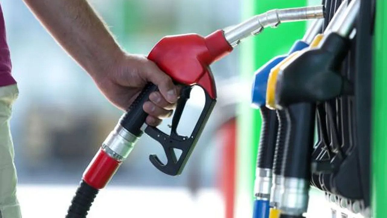 কমলো জ্বালানী তেলের দাম