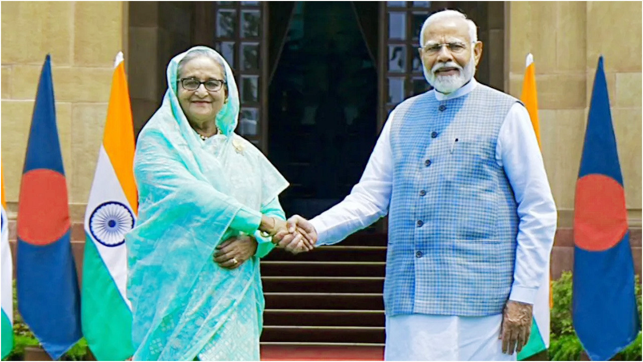 মৃত্যুদণ্ডাদেশে সাবেক প্রধানমন্ত্রী শেখ হাসিনাকে হস্তান্তর করবে ভারত?