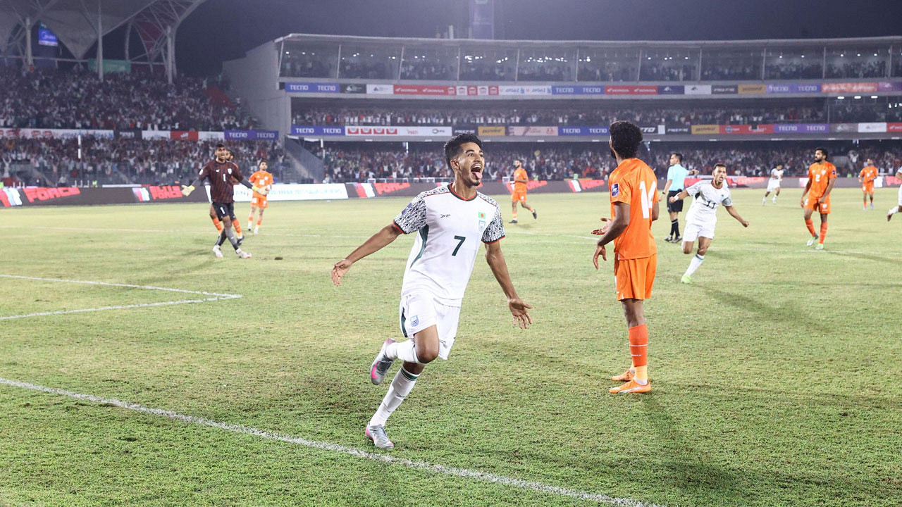 বাংলাদেশ বনাম ভারত: হাড্ডাহাড্ডি লড়াইয়ে শেষ হলো ম্যাচ, জেনে নিন ফলাফল