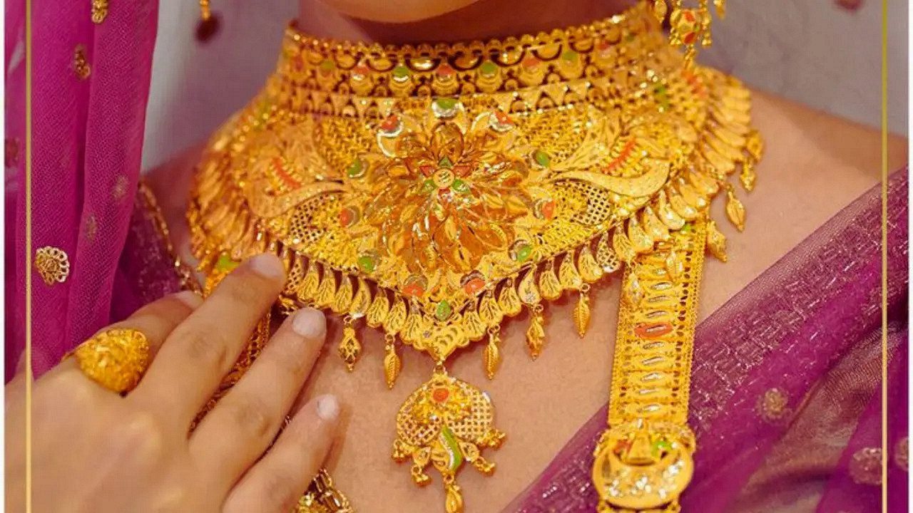 এক সপ্তাহে সর্বনিম্ন দামে সোনা