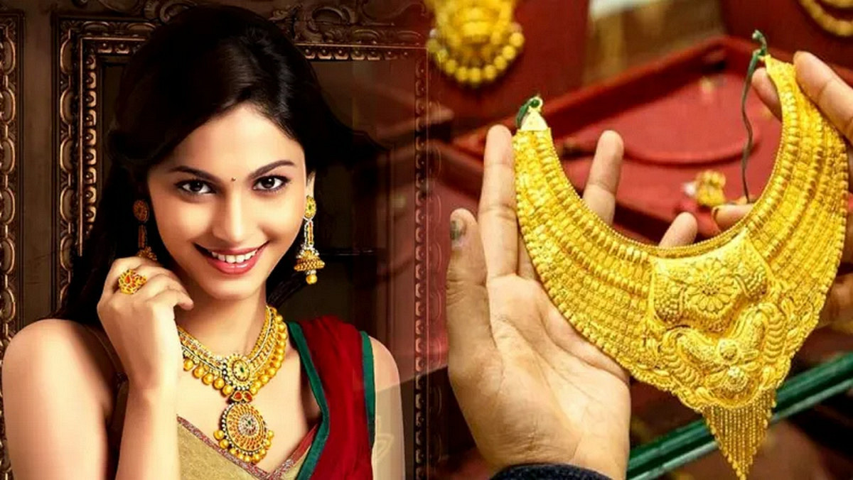 দুই দফায় ৭ হাজার টাকা কমলো সোনার দাম, ২২ ক্যারেট স্বর্ণের ভরি কত