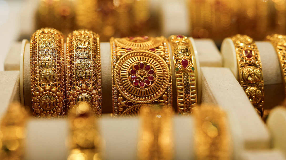 টানা ৩য় দফায় কমলো সোনার দাম, ২২ ক্যারেট স্বর্ণের ভরি কত