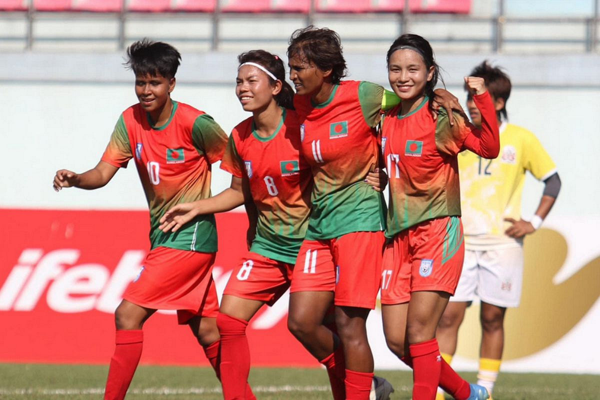 বাংলাদেশ বনাম আজারবাইজান: মোবাইল দিয়ে খেলাটি সরাসরি দেখুন Live