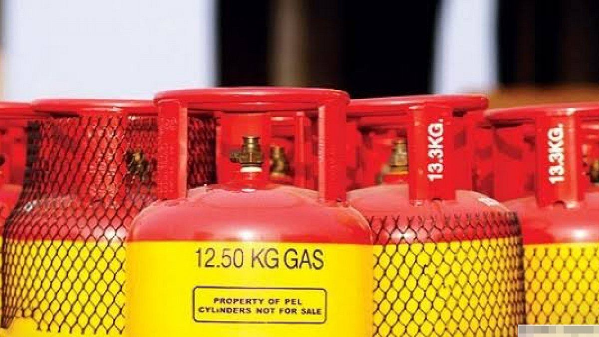 একলাফে বাড়লো এলপিজি সিলিন্ডারের দাম, নতুন মূল্য তালকা প্রকাশ