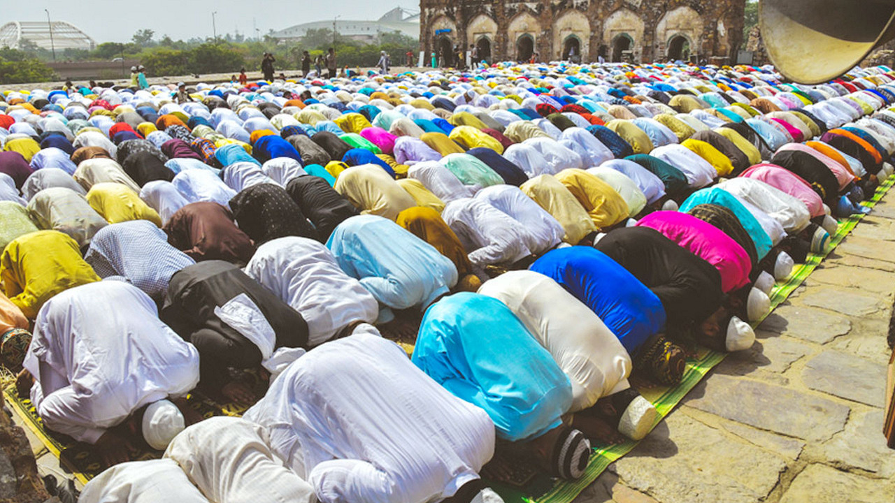 আজকের নামাজের সময়সূচি: (মঙ্গলবার, ২ ডিসেম্বর ২০২৫)