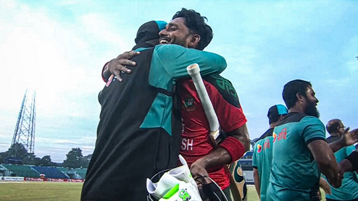 তামিম একাই ৪১ ছক্কা, ৭২০ রান! শীর্ষে থেকে বছর শেষ করল বাংলাদেশ