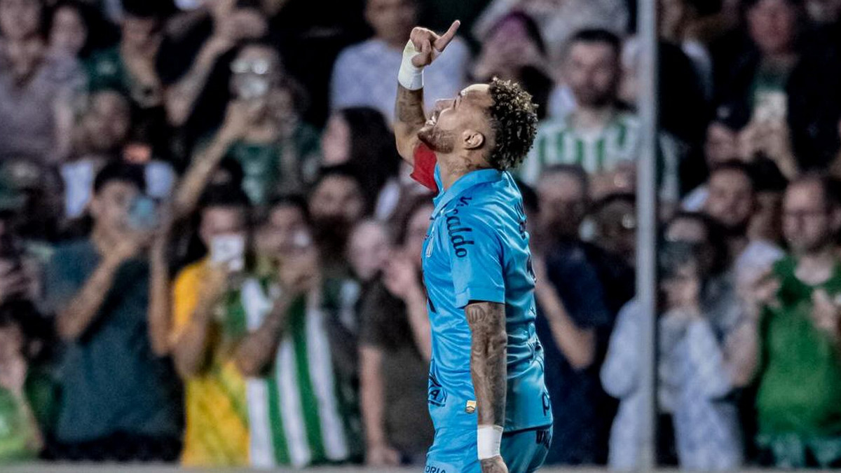 নেইমারের হ্যাটট্রিকে শেষ সান্তোসের ম্যাচ, জানুন ফলাফল