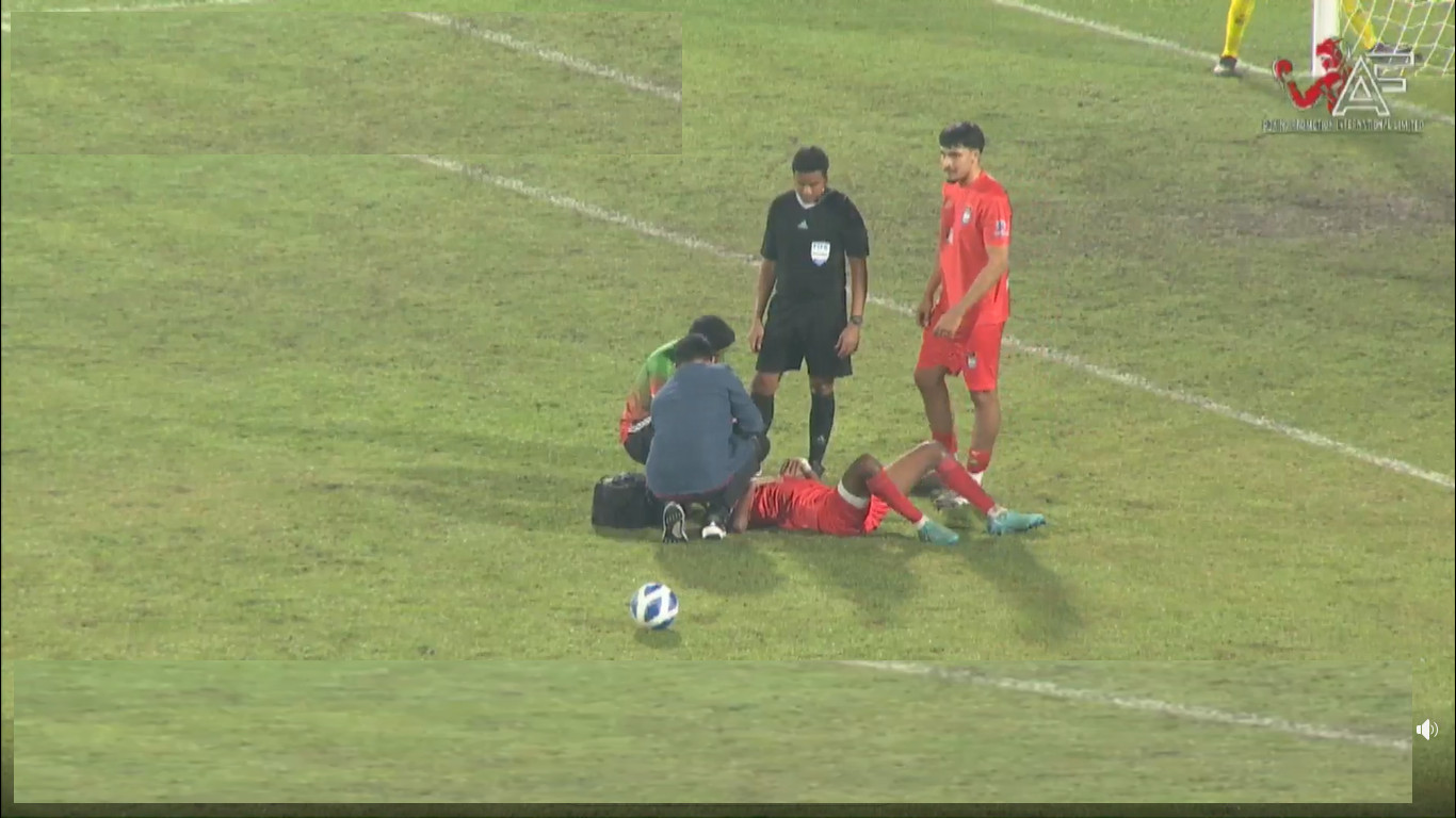 বাংলাদেশ বনাম ব্রাজিল : দ্বিতীয়ার্ধের শুরুতেই পেনাল্টিতে গোল সরাসরি দেখুন এখানে