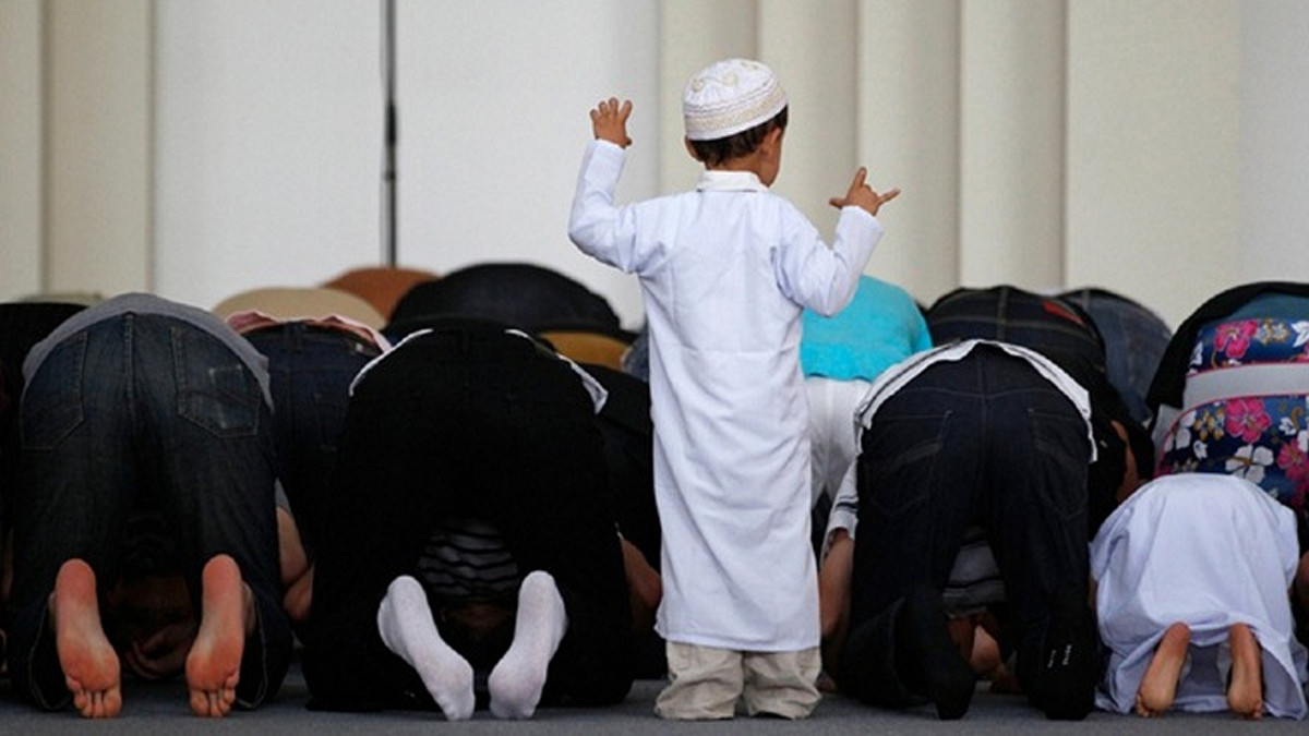 আজকের ফজরের নামাজের শেষ সময়: (শনিবার, ৬ ডিসেম্বর ২০২৫)