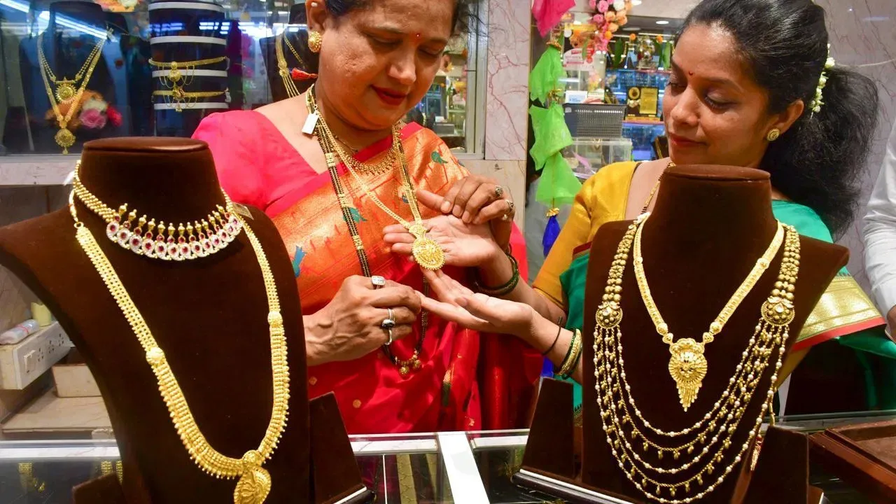 স্বর্ণের দাম: আজ ৭ ডিসেম্বর ২২ ক্যারেট স্বর্ণের ভরি দাম কত