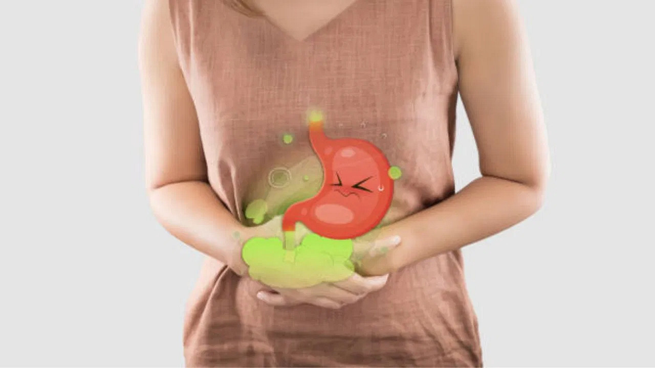 ঘন ঘন বদহজম? কারণ জানুন, ঘরোয়া উপায় ও কার্যকরী চিকিৎসা