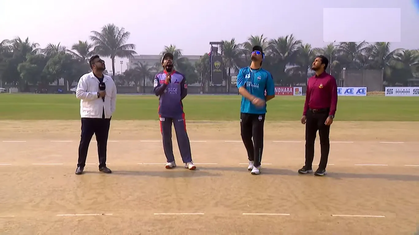 চলছে রংপুর রাইডার্স বনাম রাজশাহী ওয়ারিয়র্স ম্যাচ: খেলাটি সরাসরি দেখুন Live