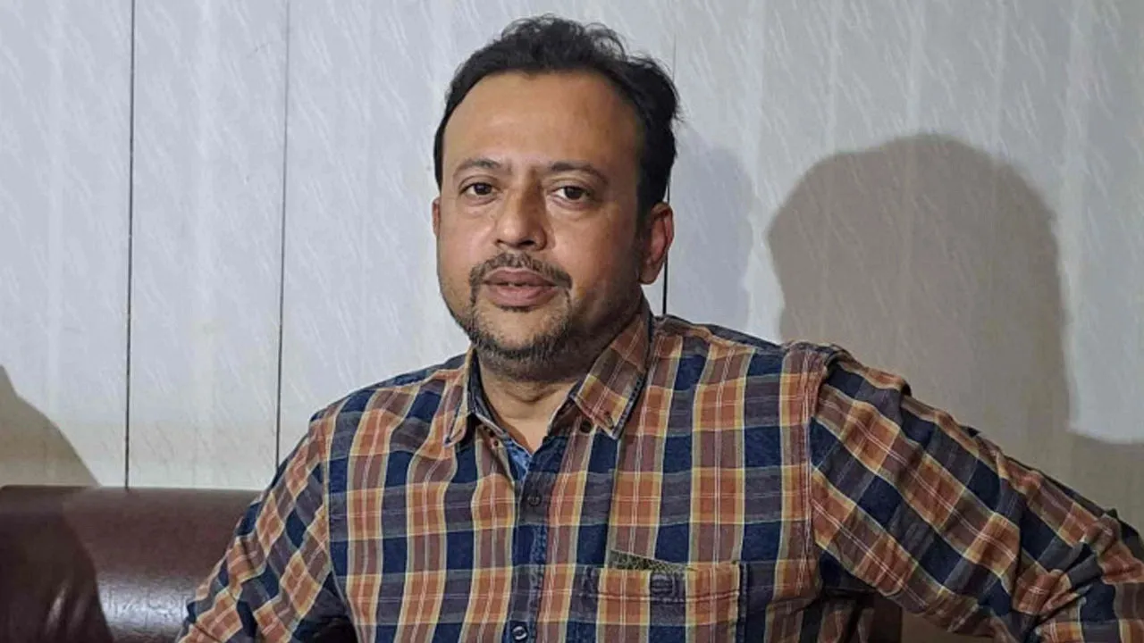 নায়ক রিয়াজ মারা গেছেন না বেঁচে আছেন কি ঘটেছে জানা গেল আসল সত্য