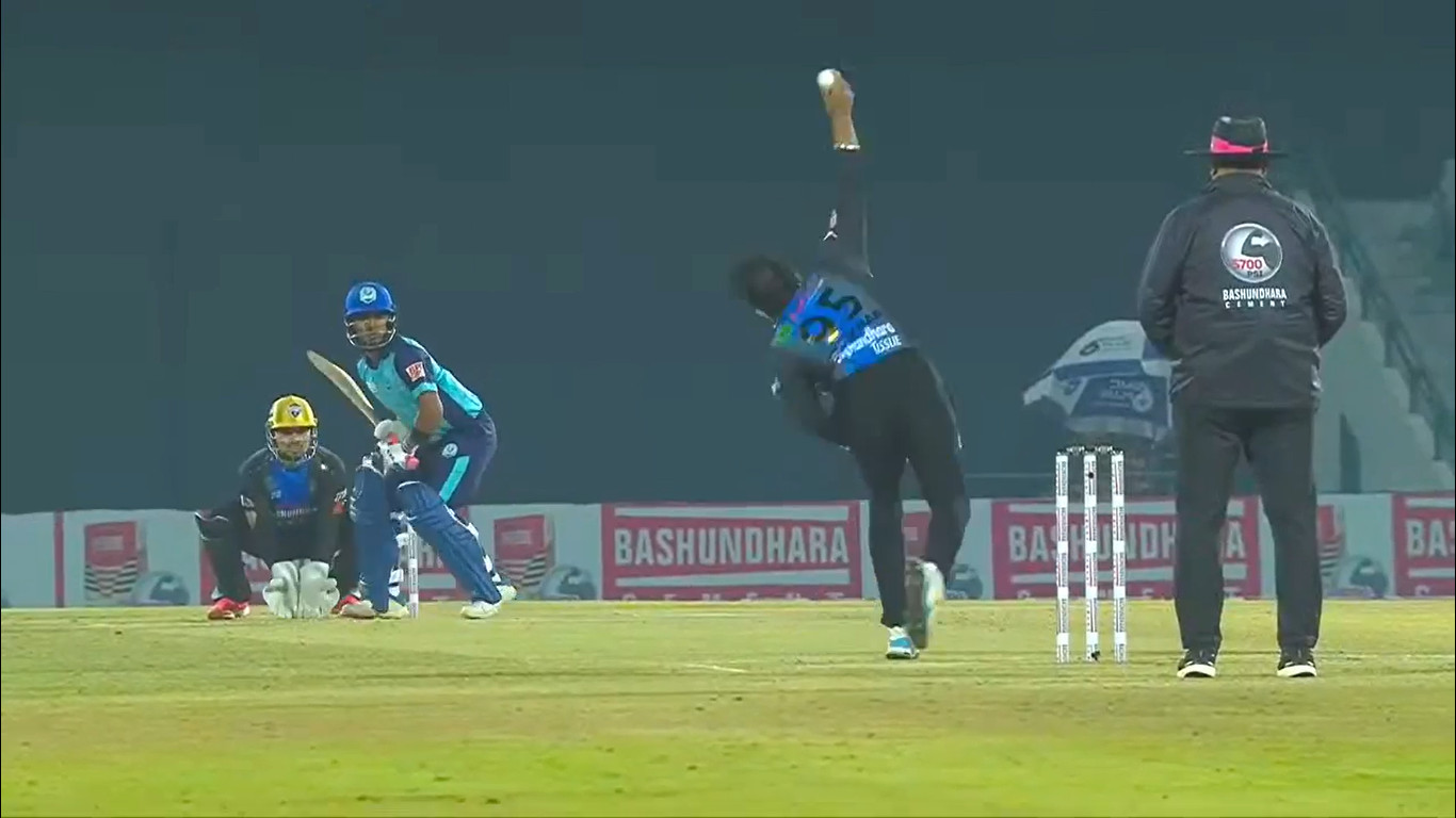 চলছে নোয়াখালী বনাম রংপুর ম্যাচ: খেলাটি সরাসরি দেখুন Live