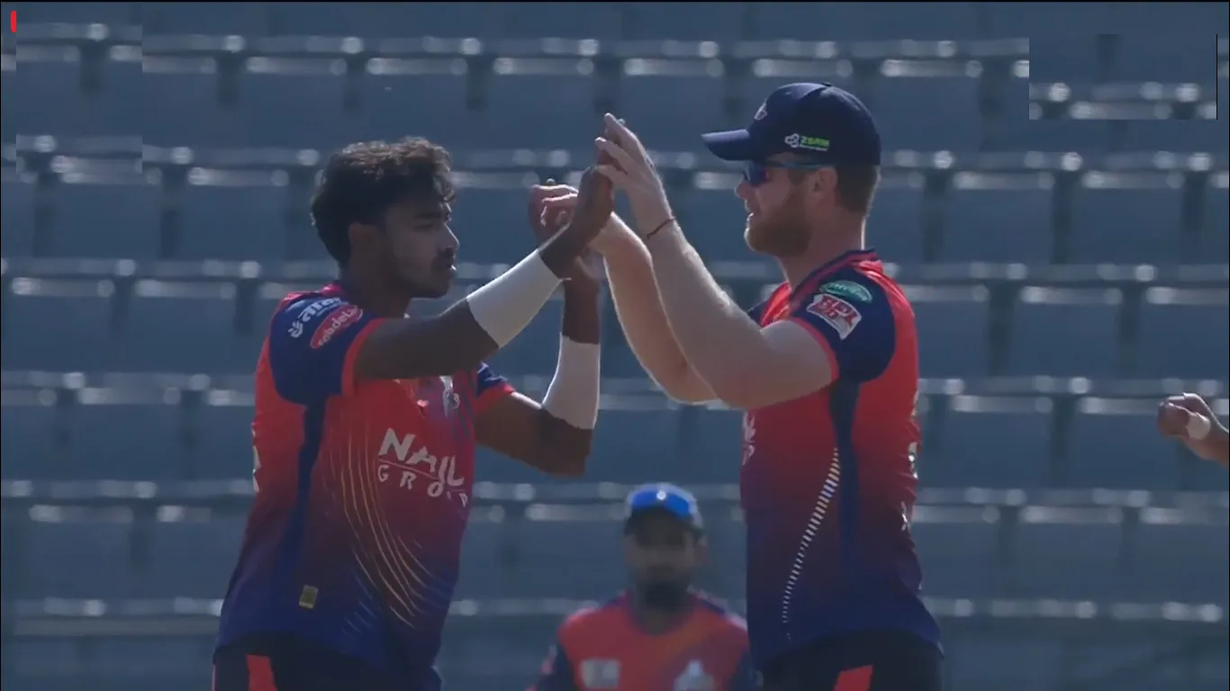 চলছে রংপুর বনাম রাজশাহী ম্যাচ: খেলাটি সরাসরি দেখুন Live