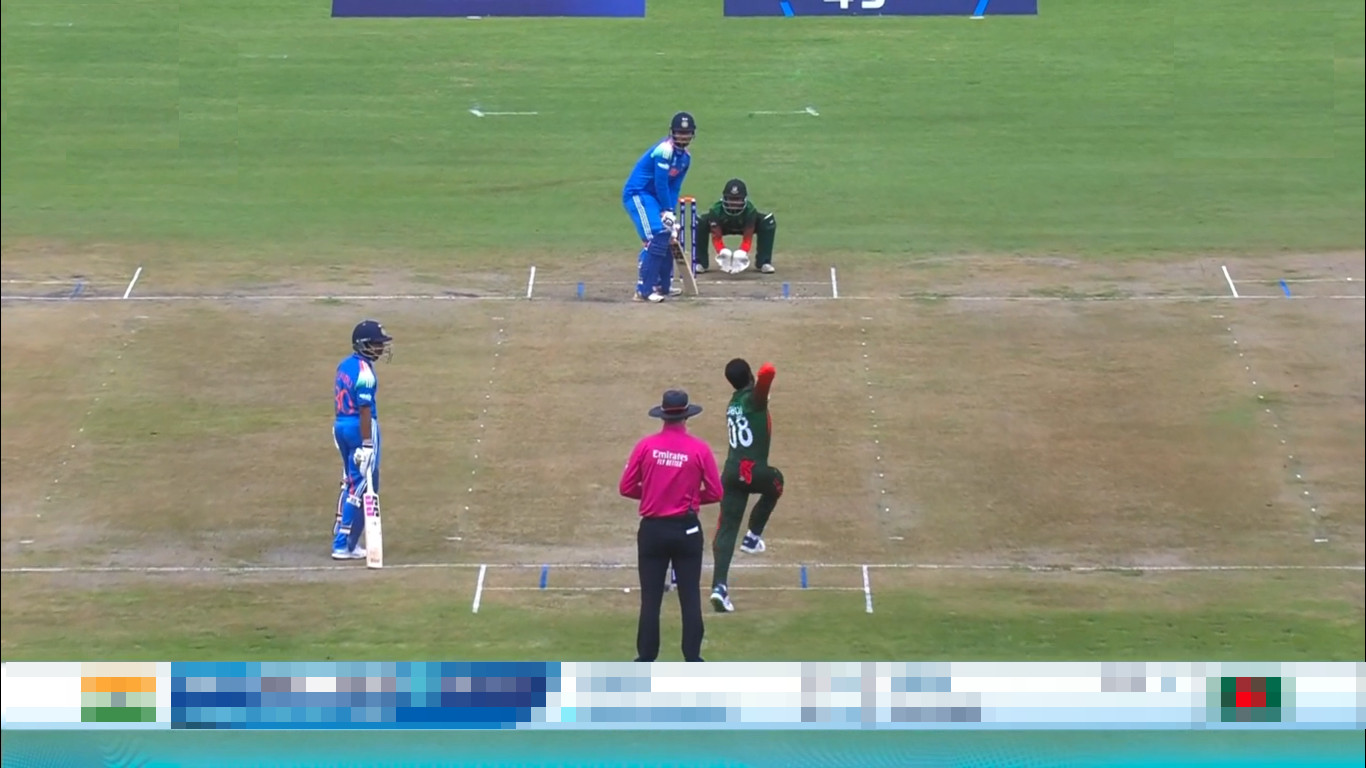 ভারত বনাম বাংলাদেশ: টাইগারদের বোলিং তোপের মুখে ভারত, সরাসরি দেখুন এখানে