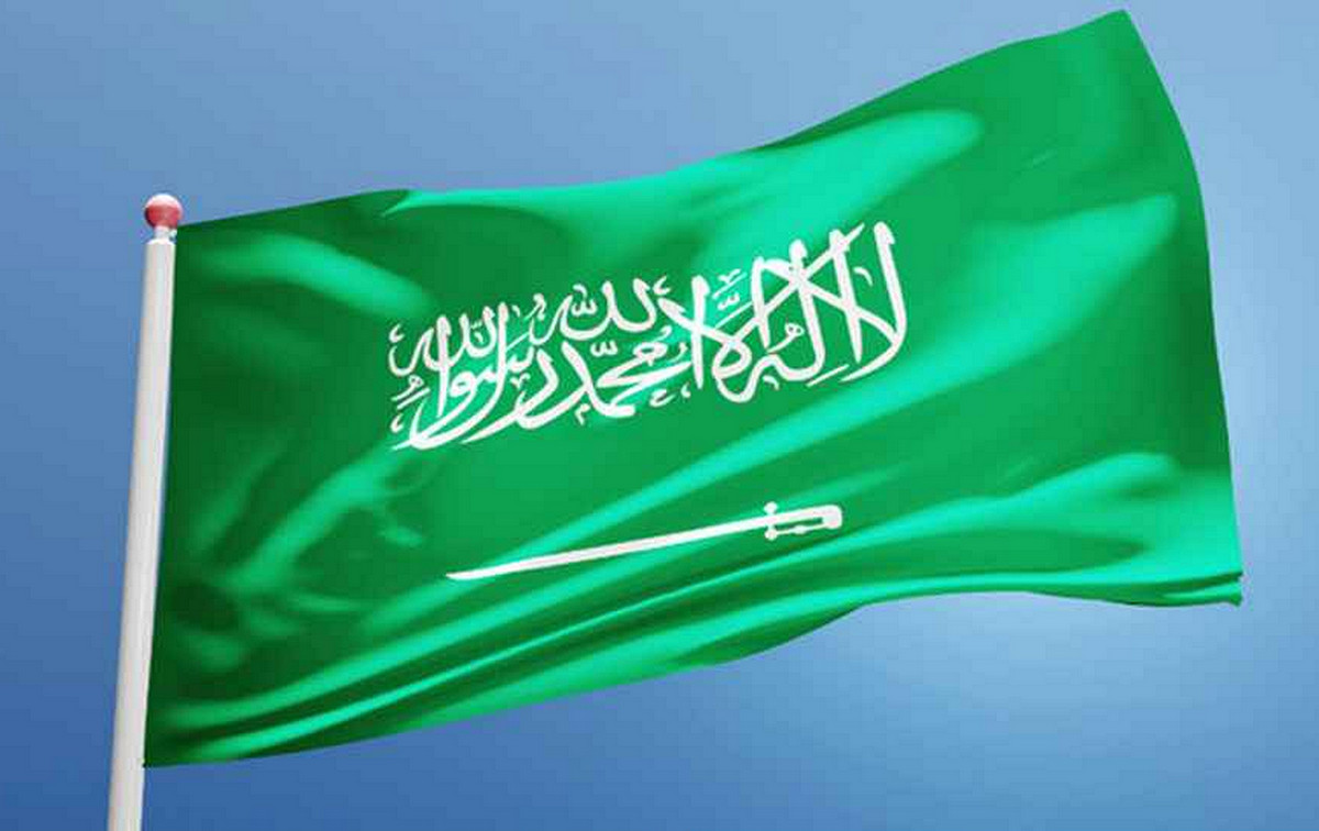 কাজ হারাচ্ছেন লাখো প্রবাসী? সৌদির বড় দুঃসংবাদ