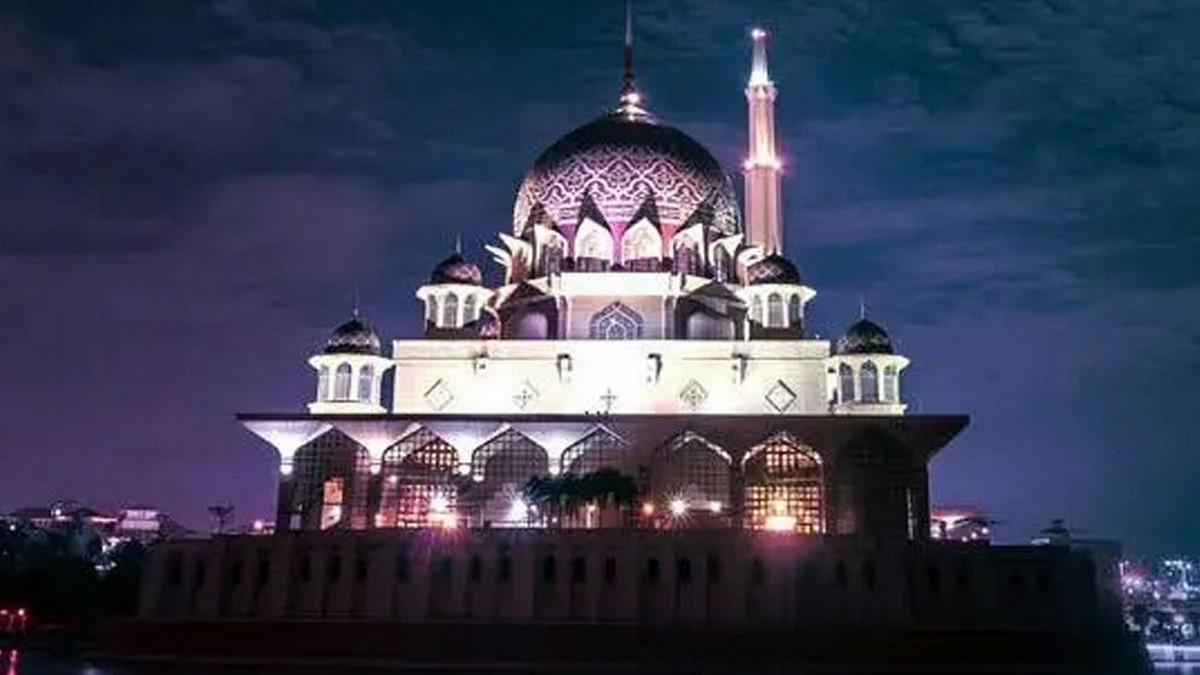 শবে বরাতে যা করবেন আর যা করবেন না: জেনে নিন সঠিক আমলগুলো