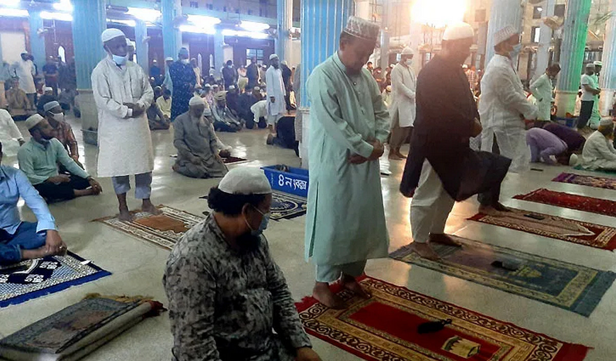 শবে বরাতেও আল্লাহ যে ৬ ধরনের মানুষদের ক্ষমা করবেন না