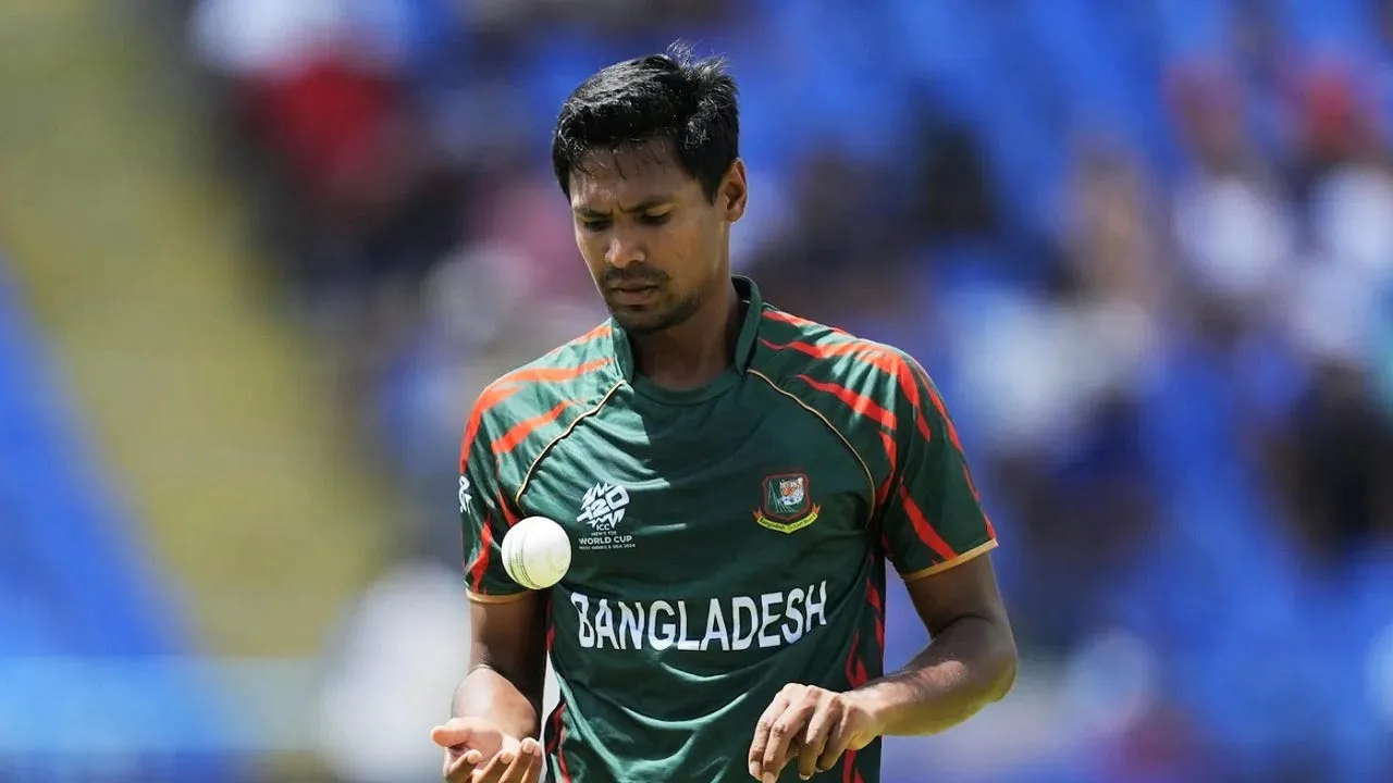 মোস্তাফিজকে ছাড়ায় বিতর্ক, বিশ্বকাপ ঘিরে টানাপোড়েন