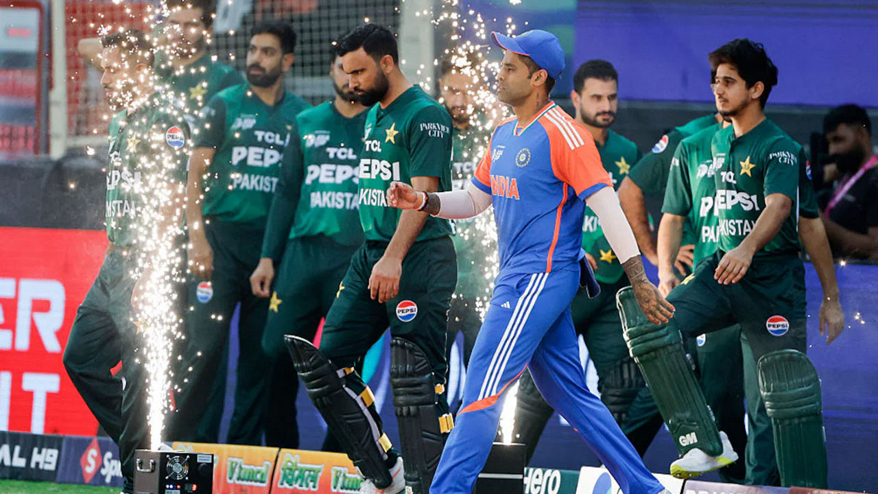 ভারত-পাক ম্যাচ নিয়ে বিসিসিআই-এর বড় ঘোষণা, কাটছে কি বরফ?