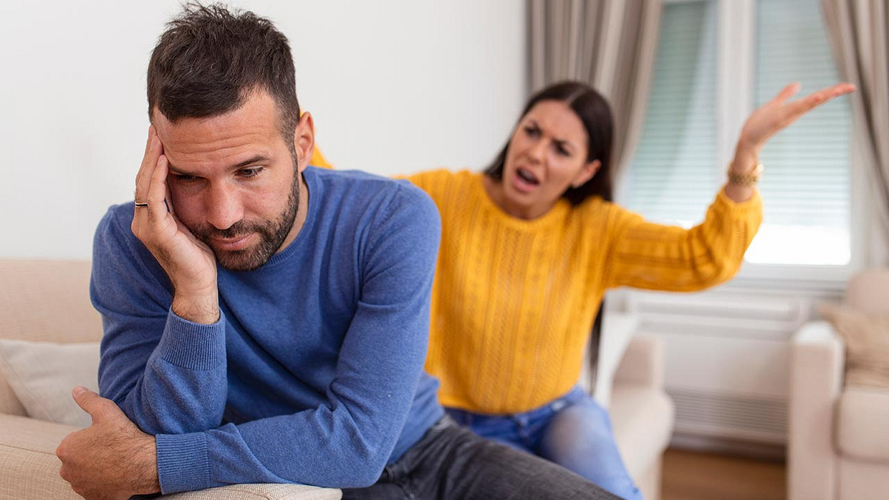 আপনার কি আত্মসম্মানবোধ কম? ৫টি লক্ষণ মিলিয়ে নিন