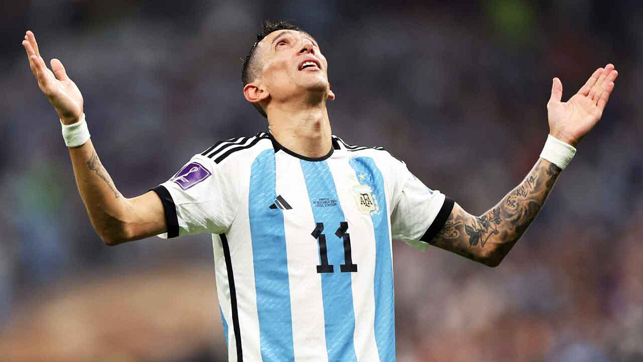 অবসরের ভেঙে আবারও আকাশী-সাদা জার্সিতে অ্যাঞ্জেল ডি মারিয়া?