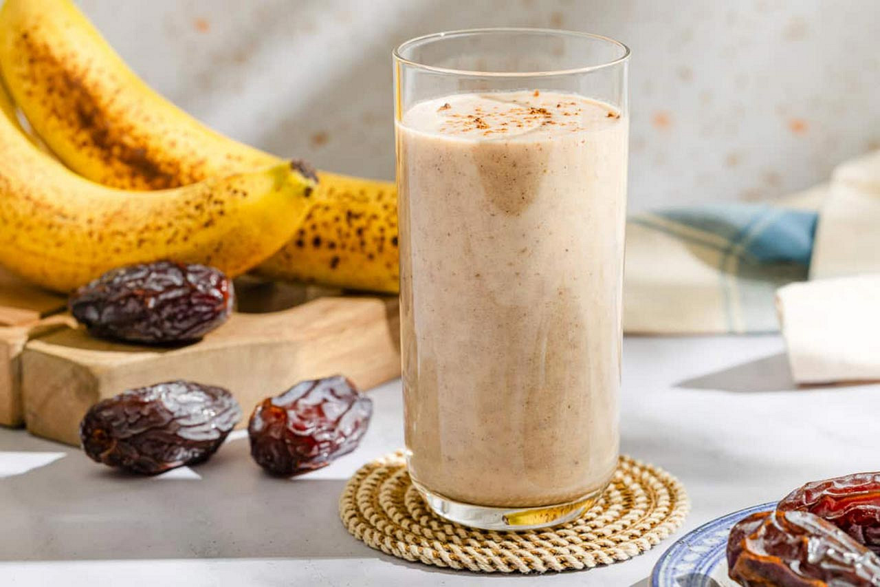 ইফতারের ক্লান্তি দূর করবে এক গ্লাস খেজুরের স্মুদি