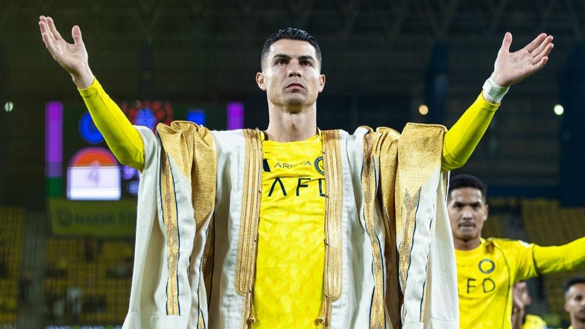 ১৬০ বছরে প্রথম! রোনালদোর অবিশ্বাস্য বিশ্বরেকর্ড