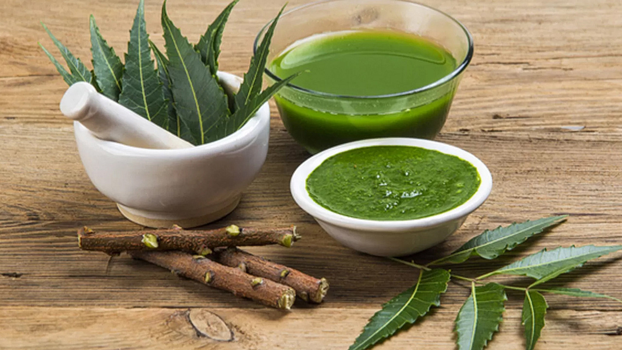 লিভারের সুরক্ষায় কচি নিম পাতা: অবিশ্বাস্য উপকারিতা