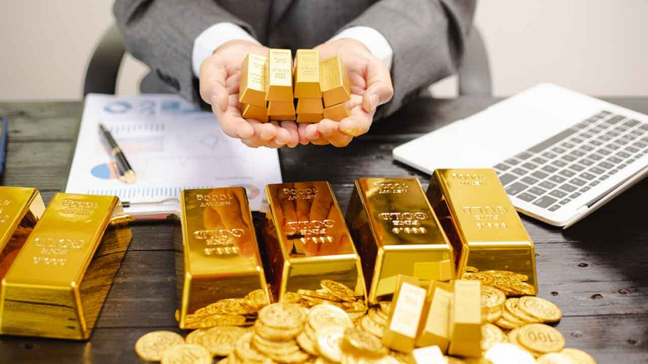 আকাশচুম্বী স্বর্ণের দাম: যাকাত কি বর্তমান বাজার দরে দেবেন?