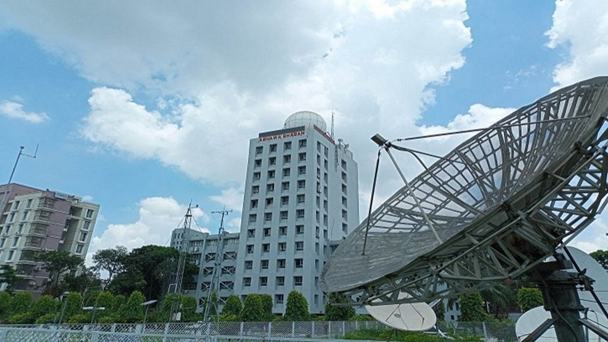 ১২০ ঘণ্টার পূর্বাভাস: তাপমাত্রা নিয়ে দুঃসংবাদ দিল আবহাওয়া অফিস